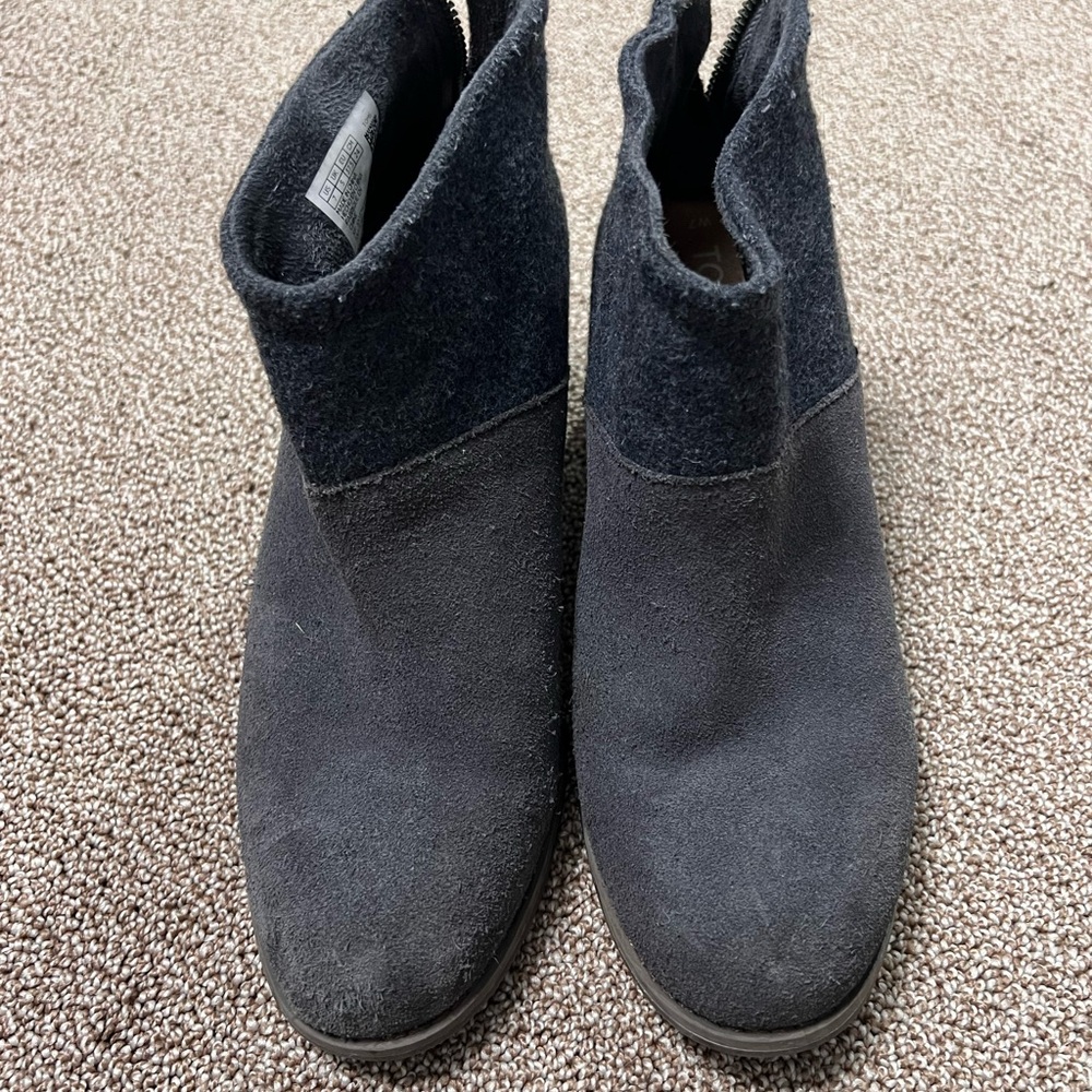 Toms Women's Ankle Boots in Charcoal Gray